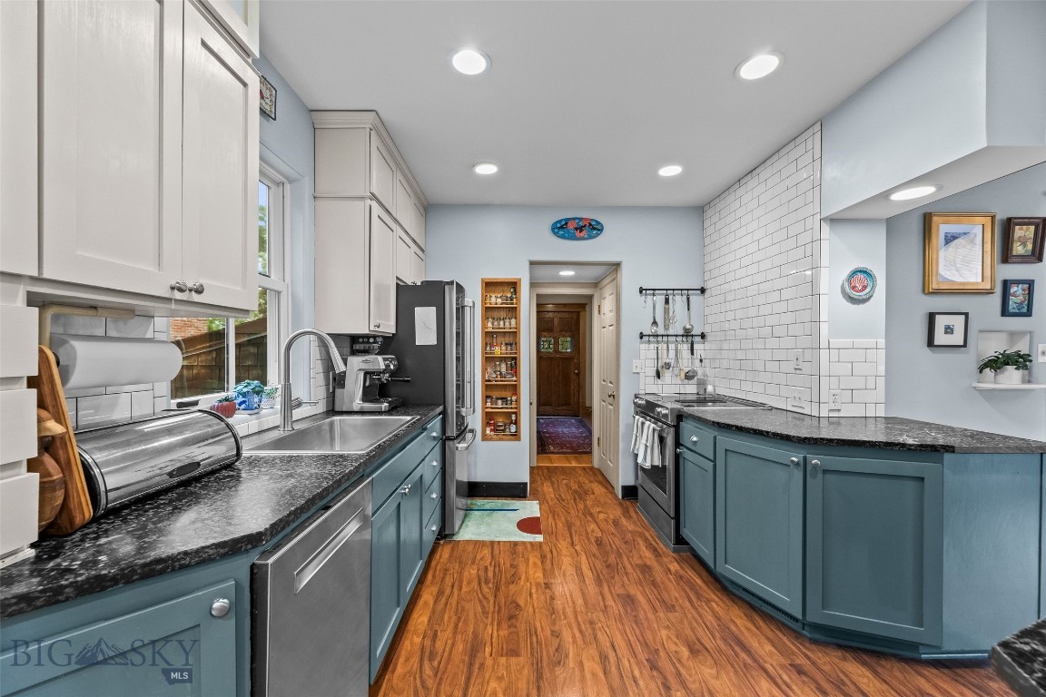 130 S 5th Street