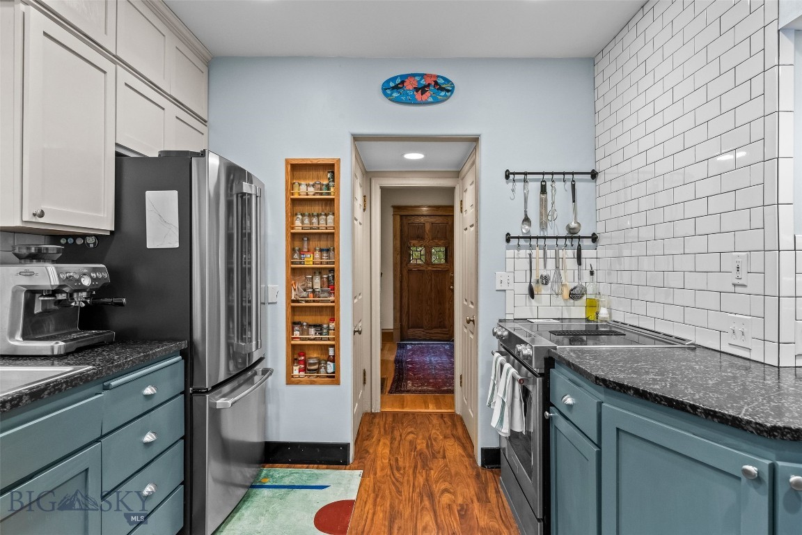 130 S 5th Street