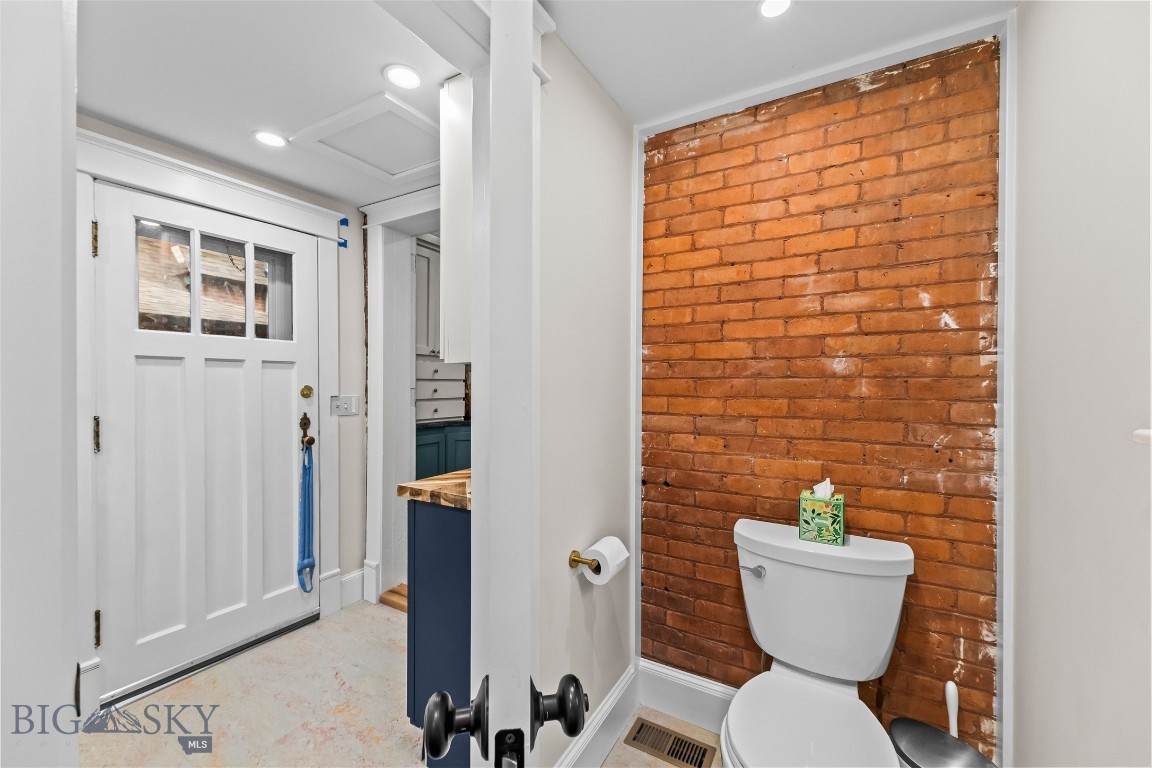 130 S 5th Street