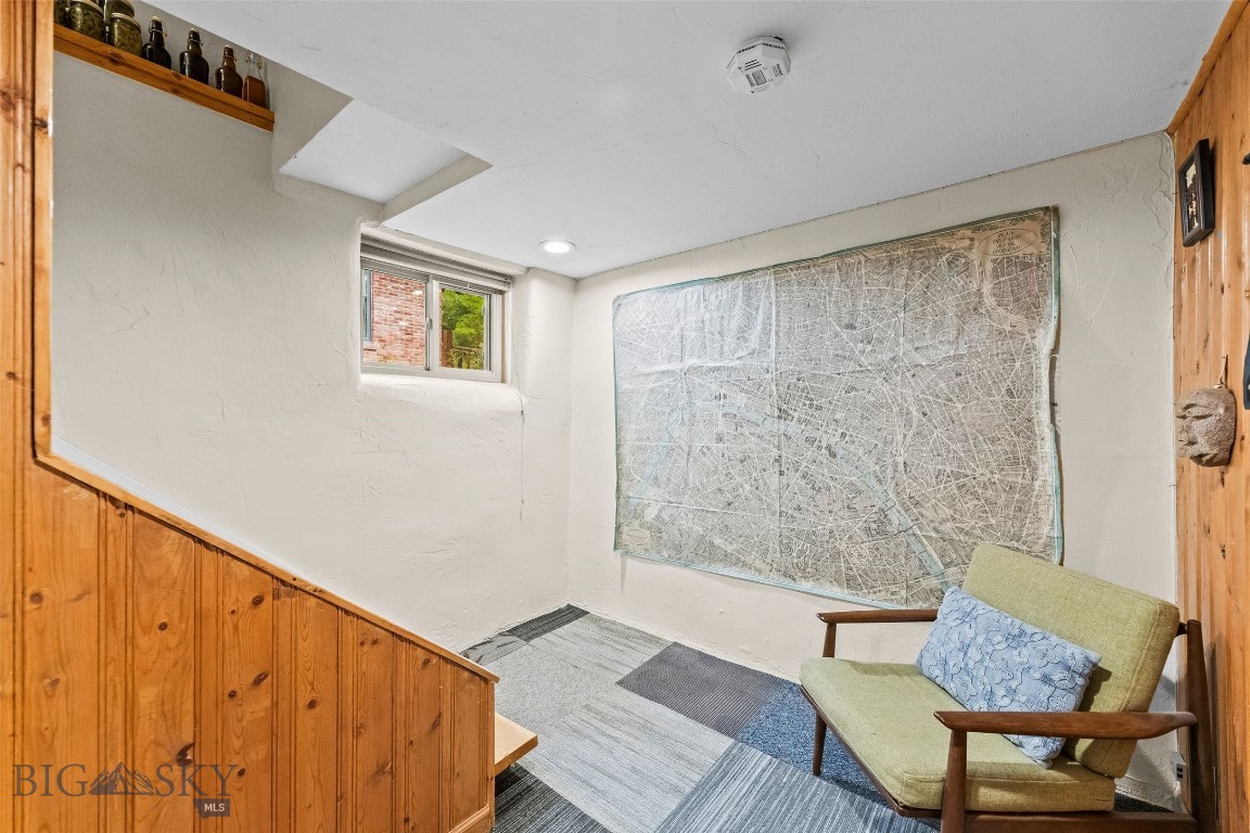 130 S 5th Street