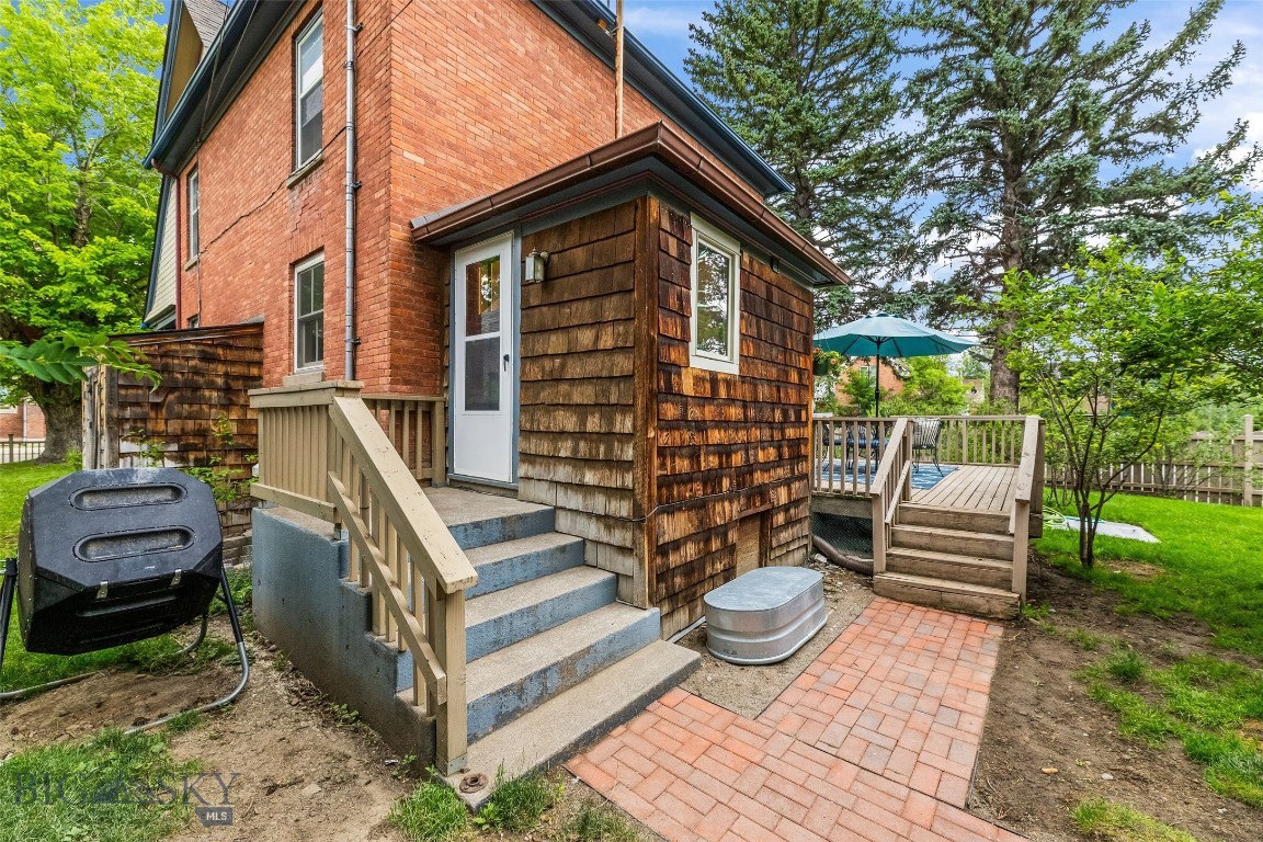 130 S 5th Street