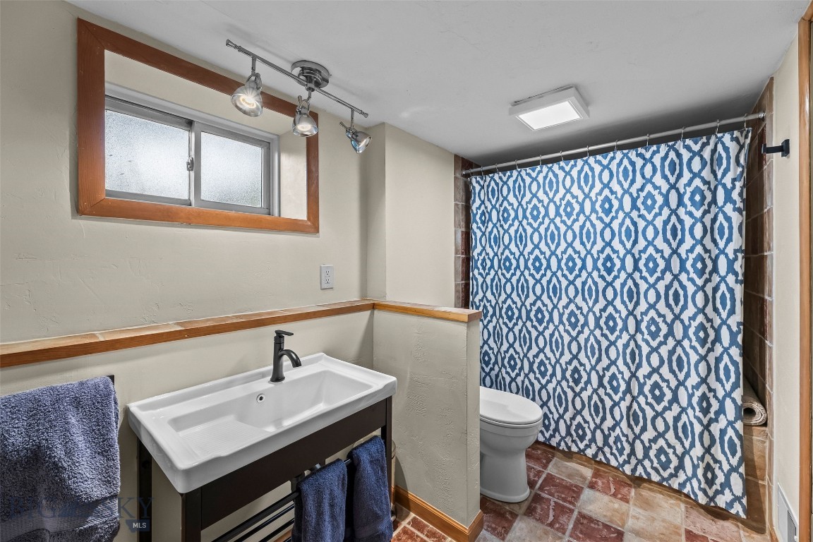 130 S 5th Street