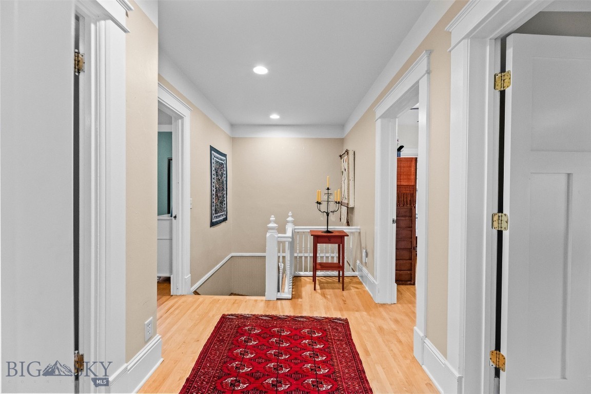 130 S 5th Street