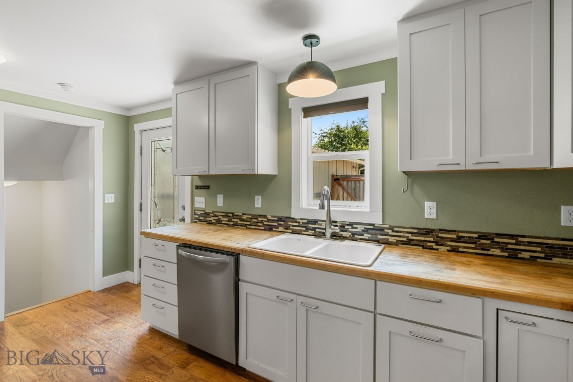 310 S 9th Street