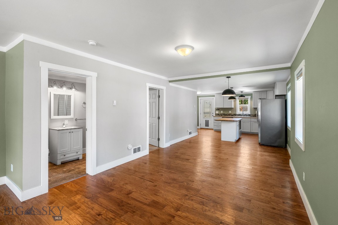 310 S 9th Street