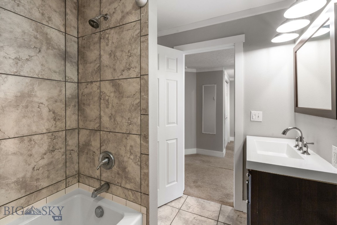 310 S 9th Street
