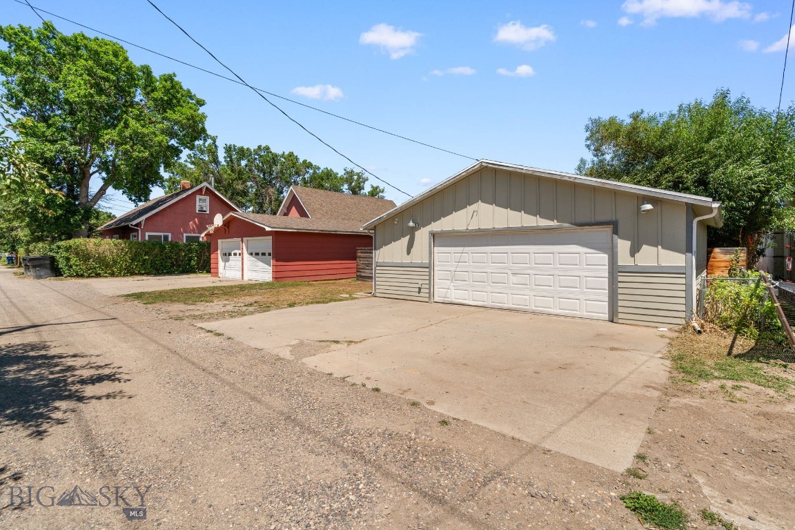 310 S 9th Street