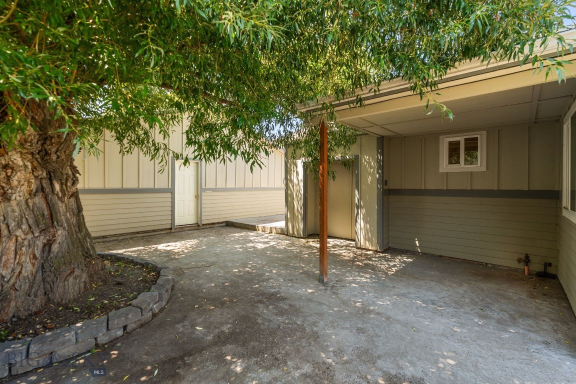 310 S 9th Street