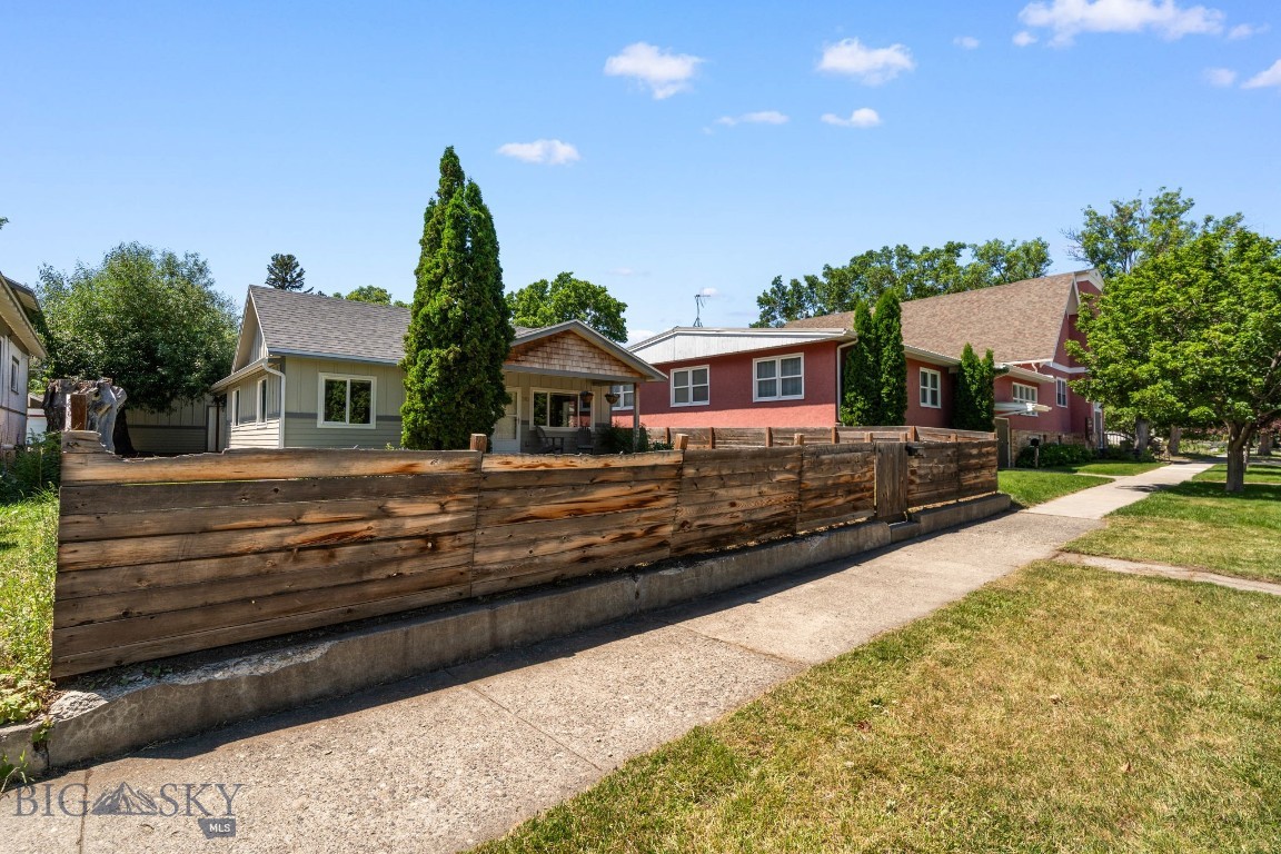 310 S 9th Street