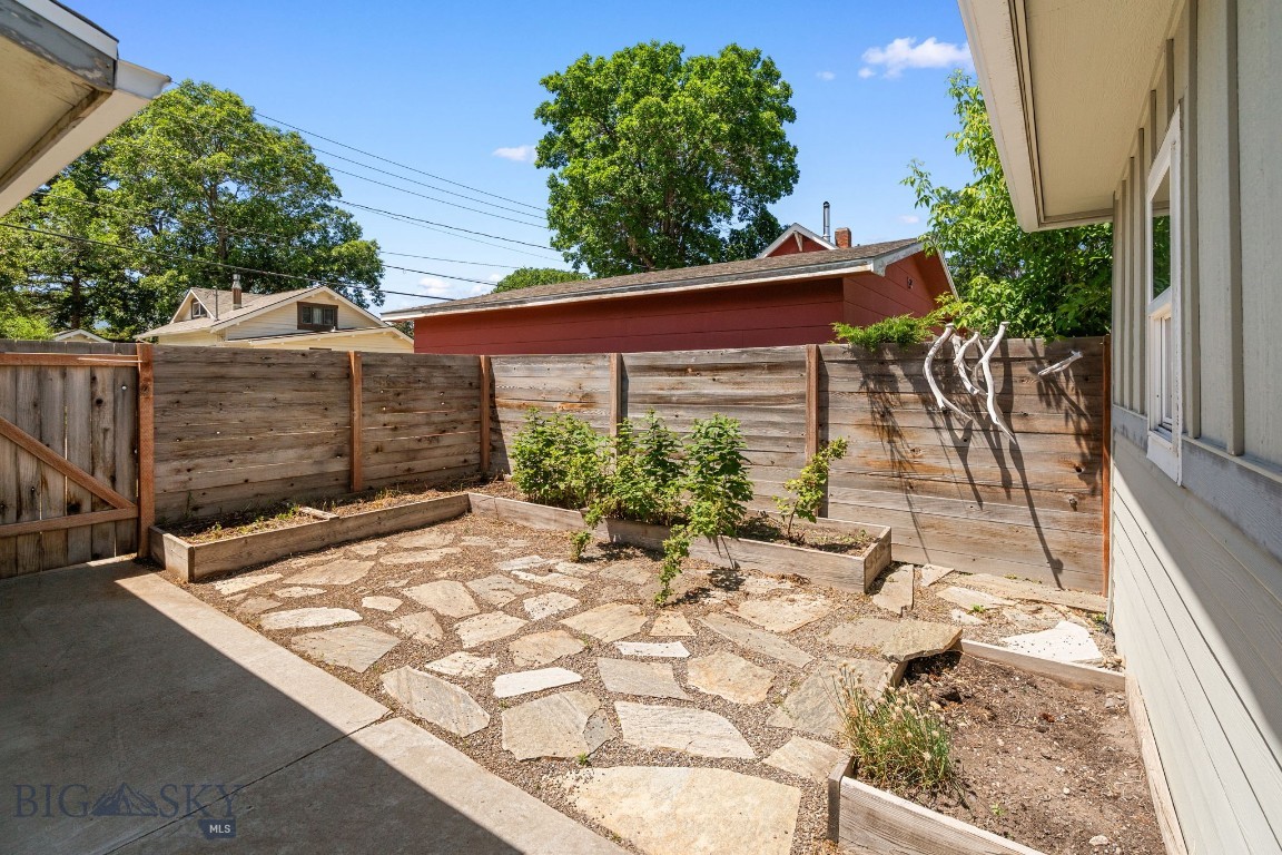 310 S 9th Street
