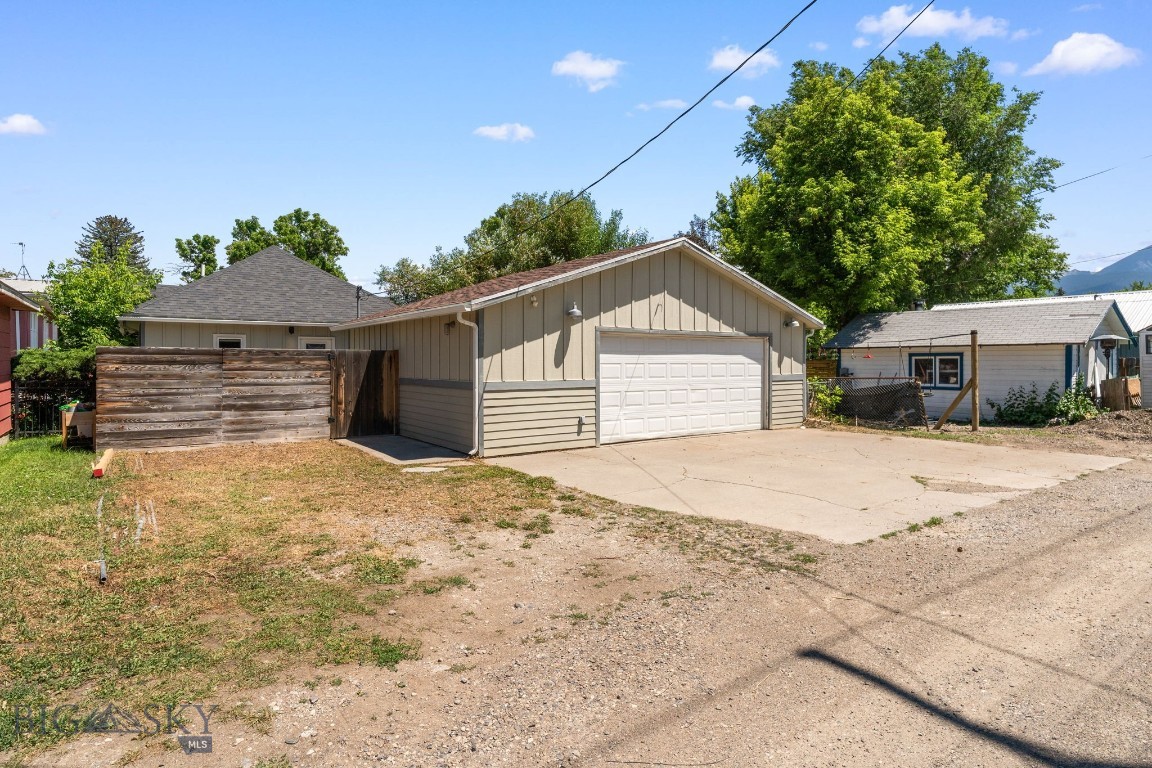 310 S 9th Street