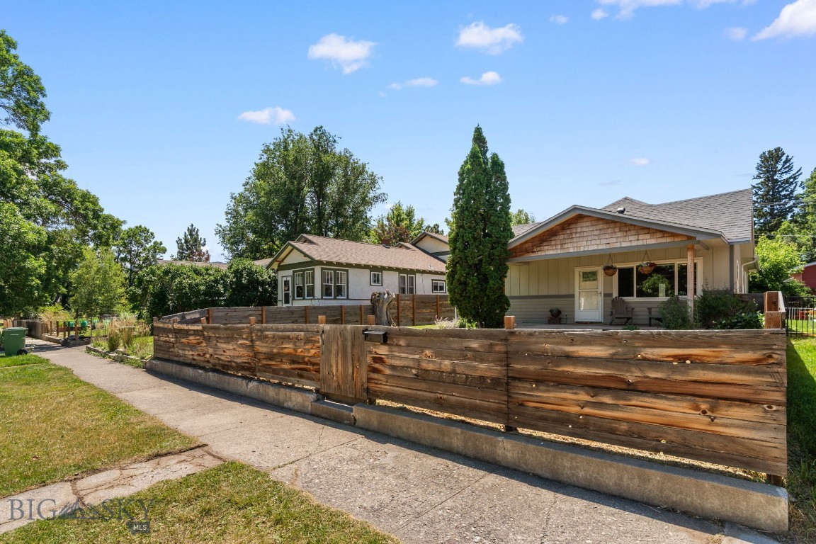 310 S 9th Street
