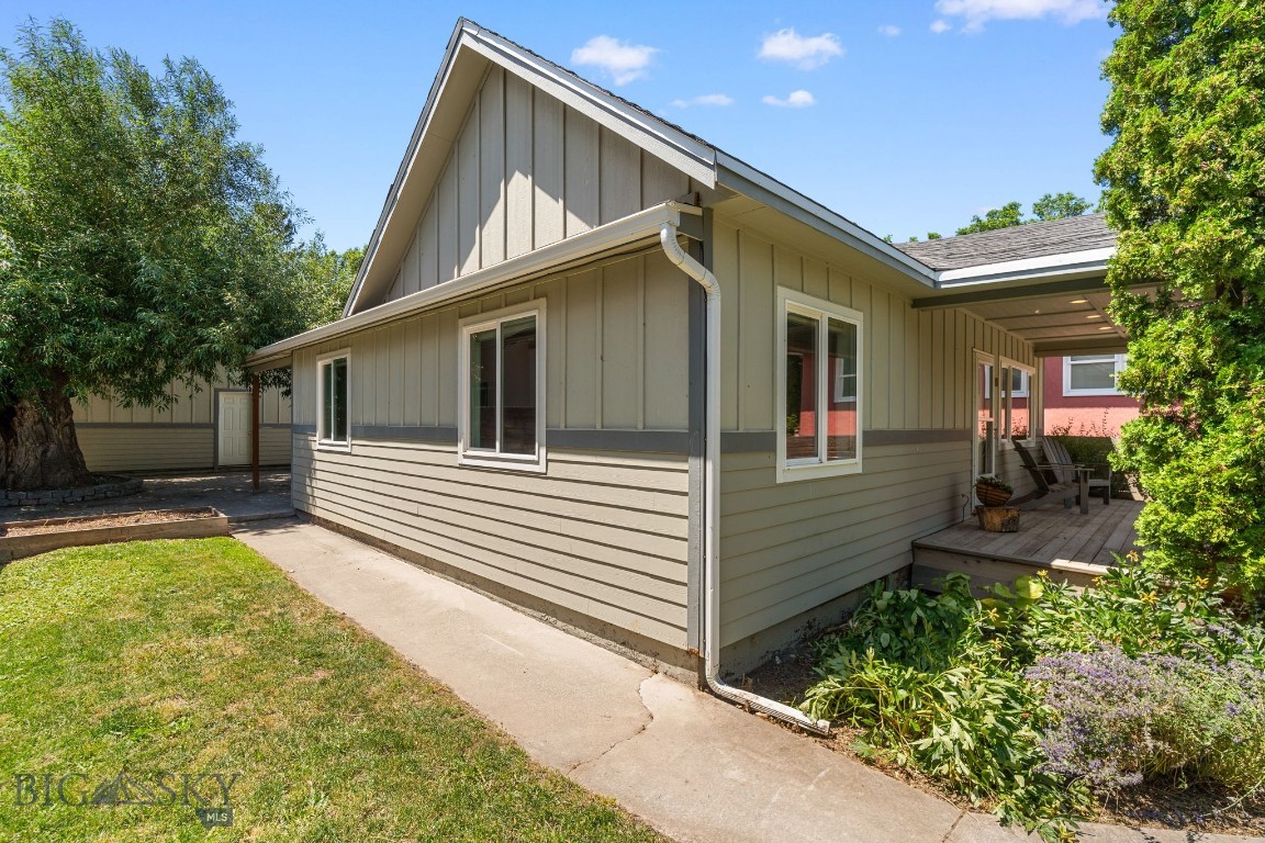 310 S 9th Street