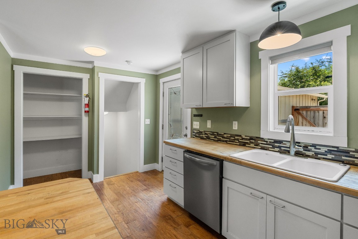 310 S 9th Street