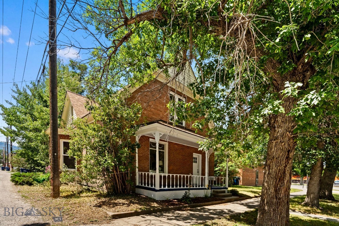 121 N Yellowstone Street