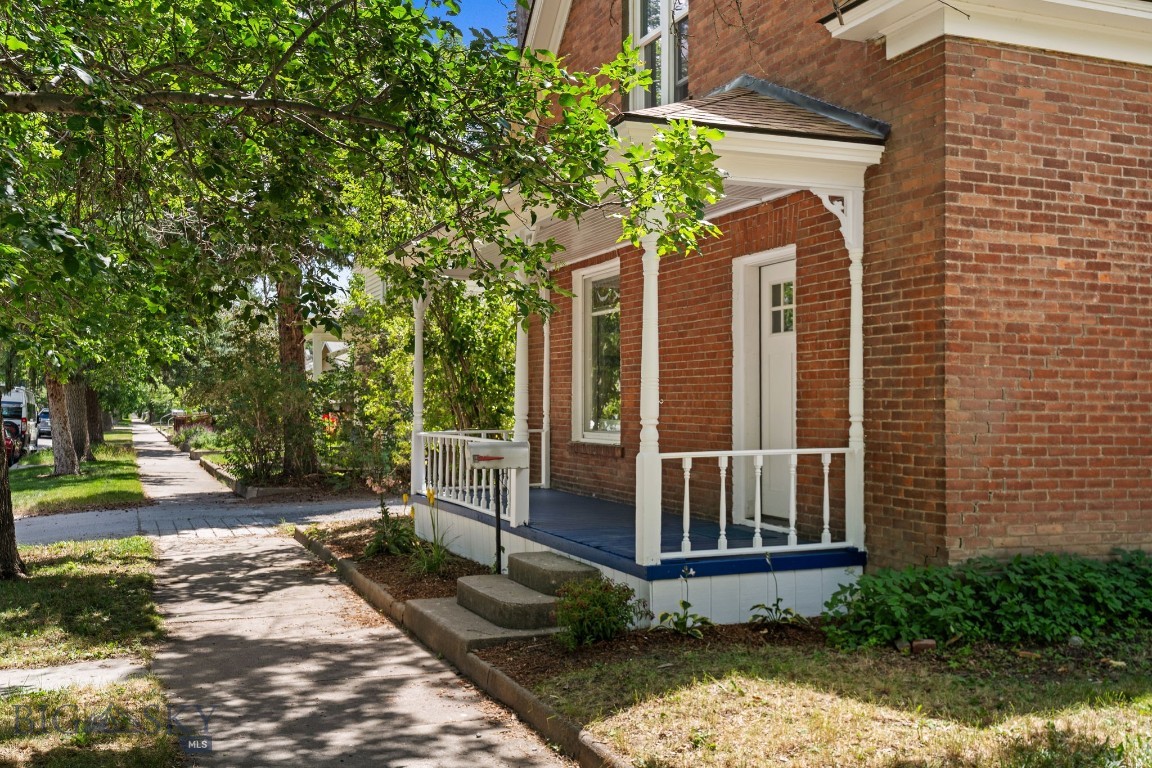 121 N Yellowstone Street