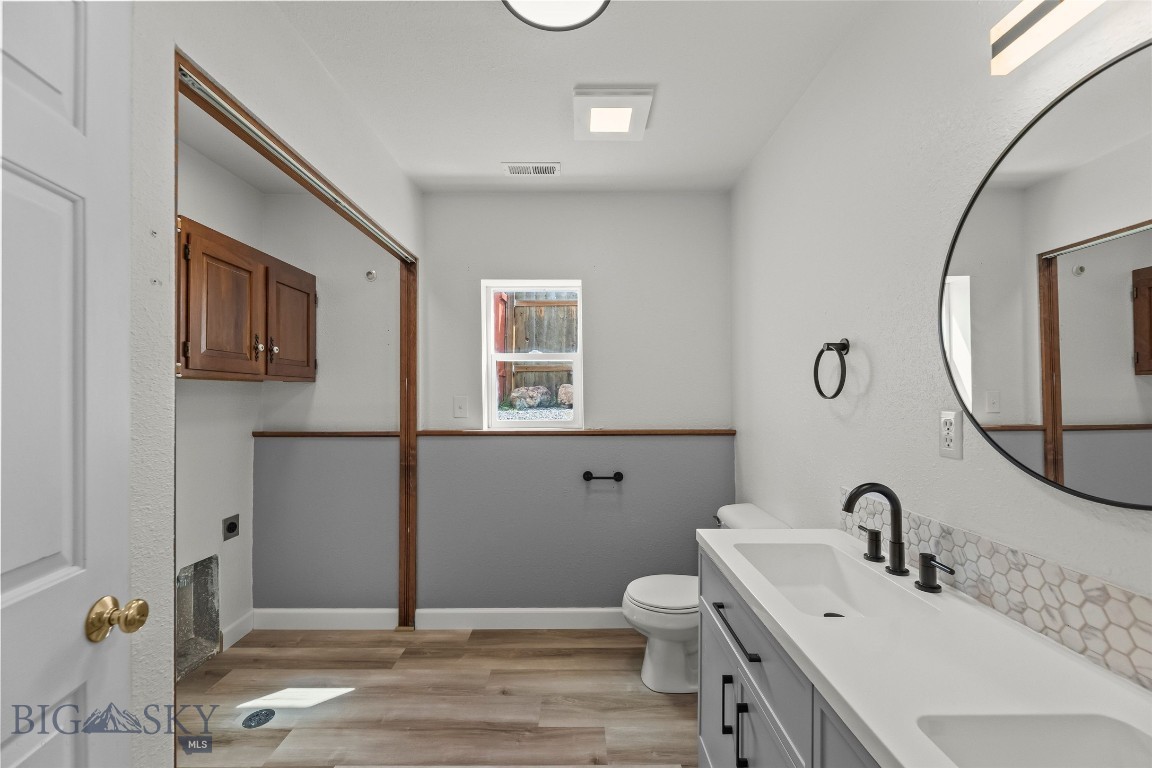 72 W Magnolia Drive