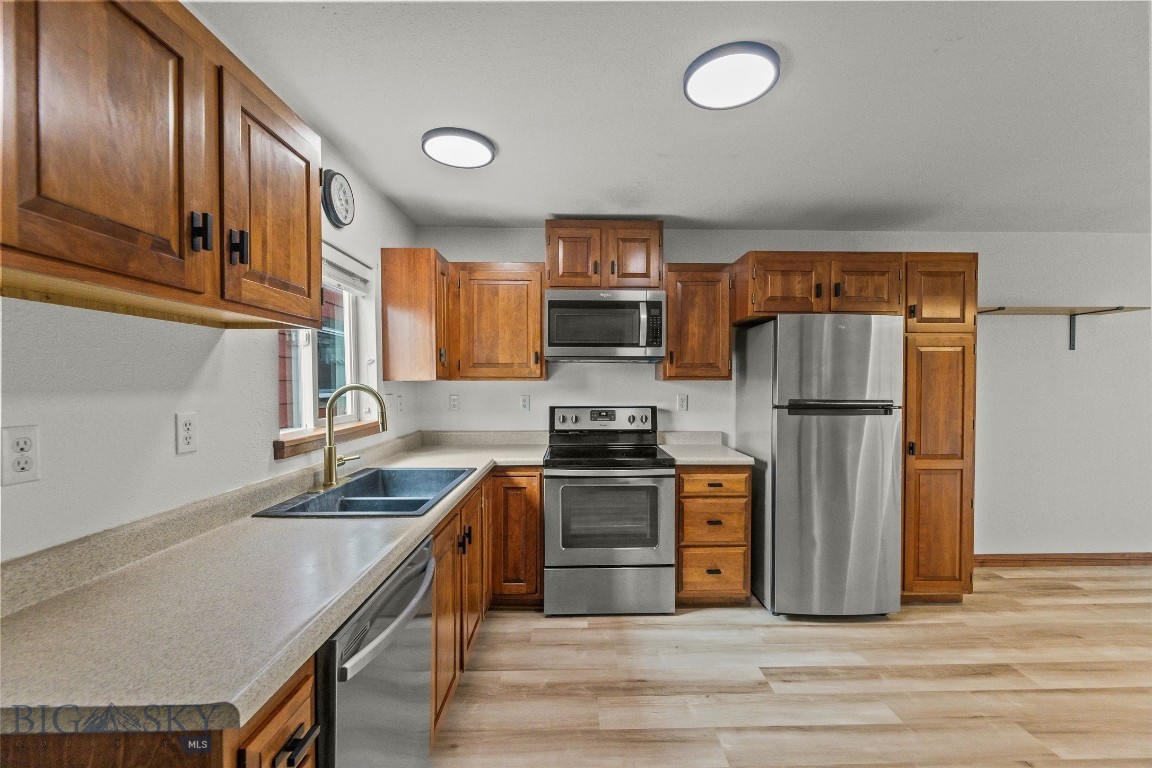 72 W Magnolia Drive