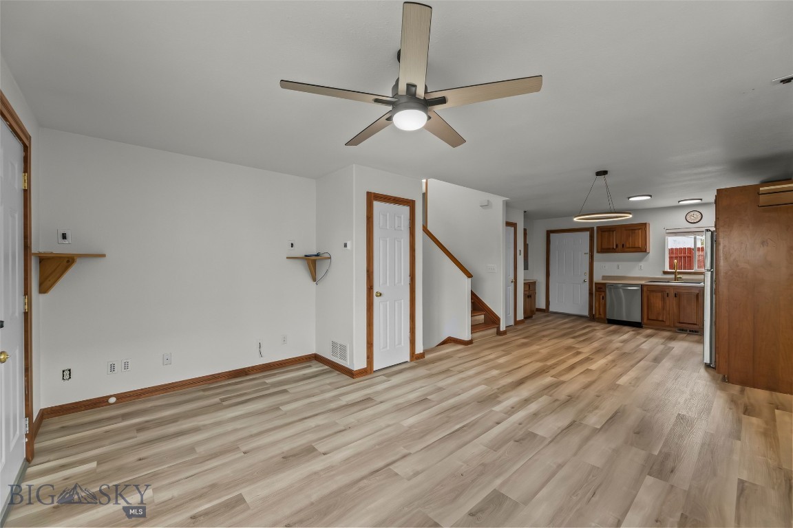 72 W Magnolia Drive