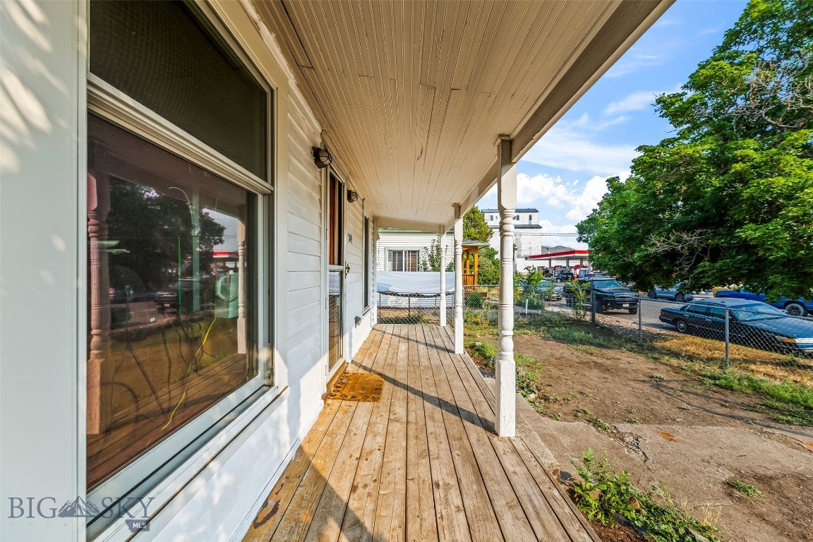 109 N G Street