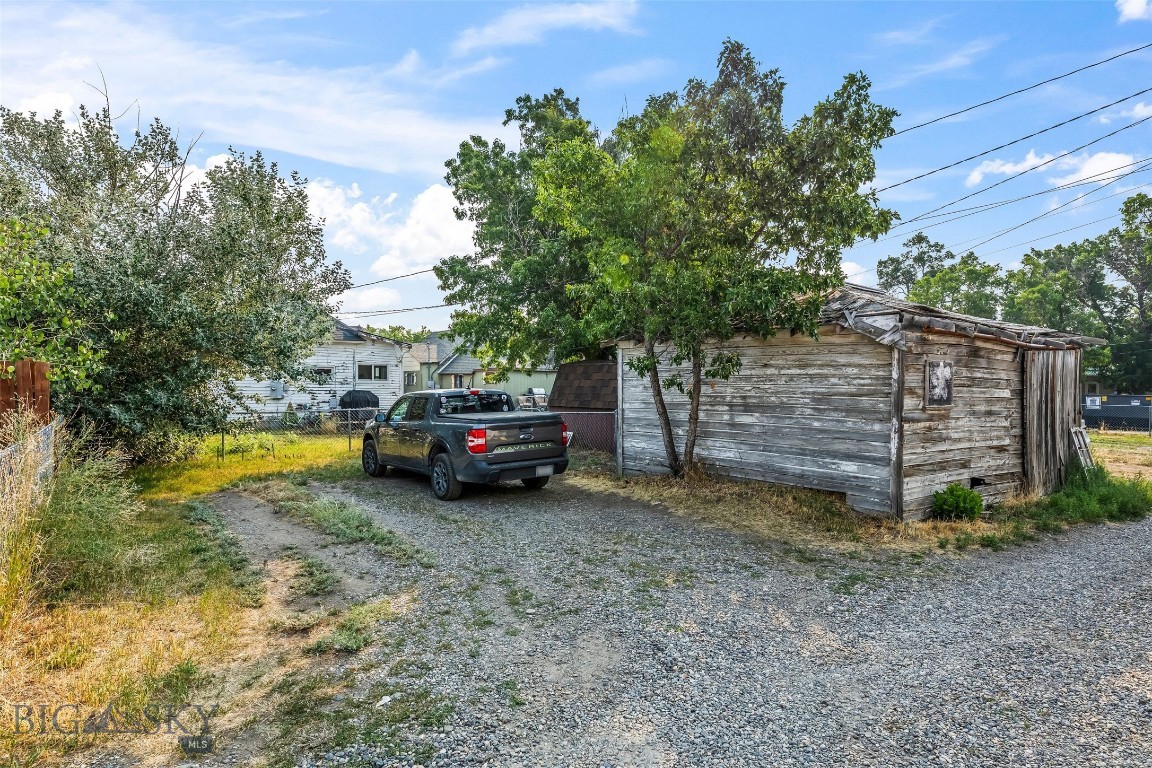 109 N G Street