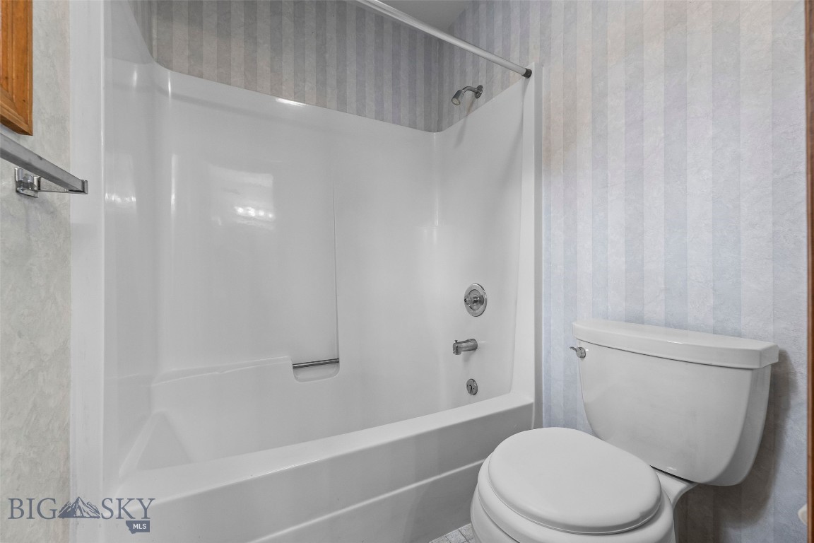 1703 W Olive 9