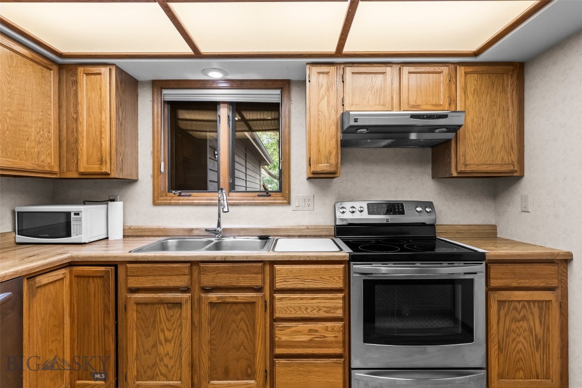 1703 W Olive 9