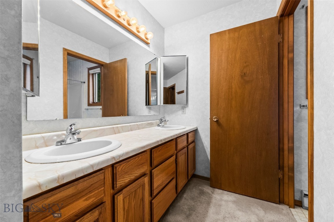 1703 W Olive 9