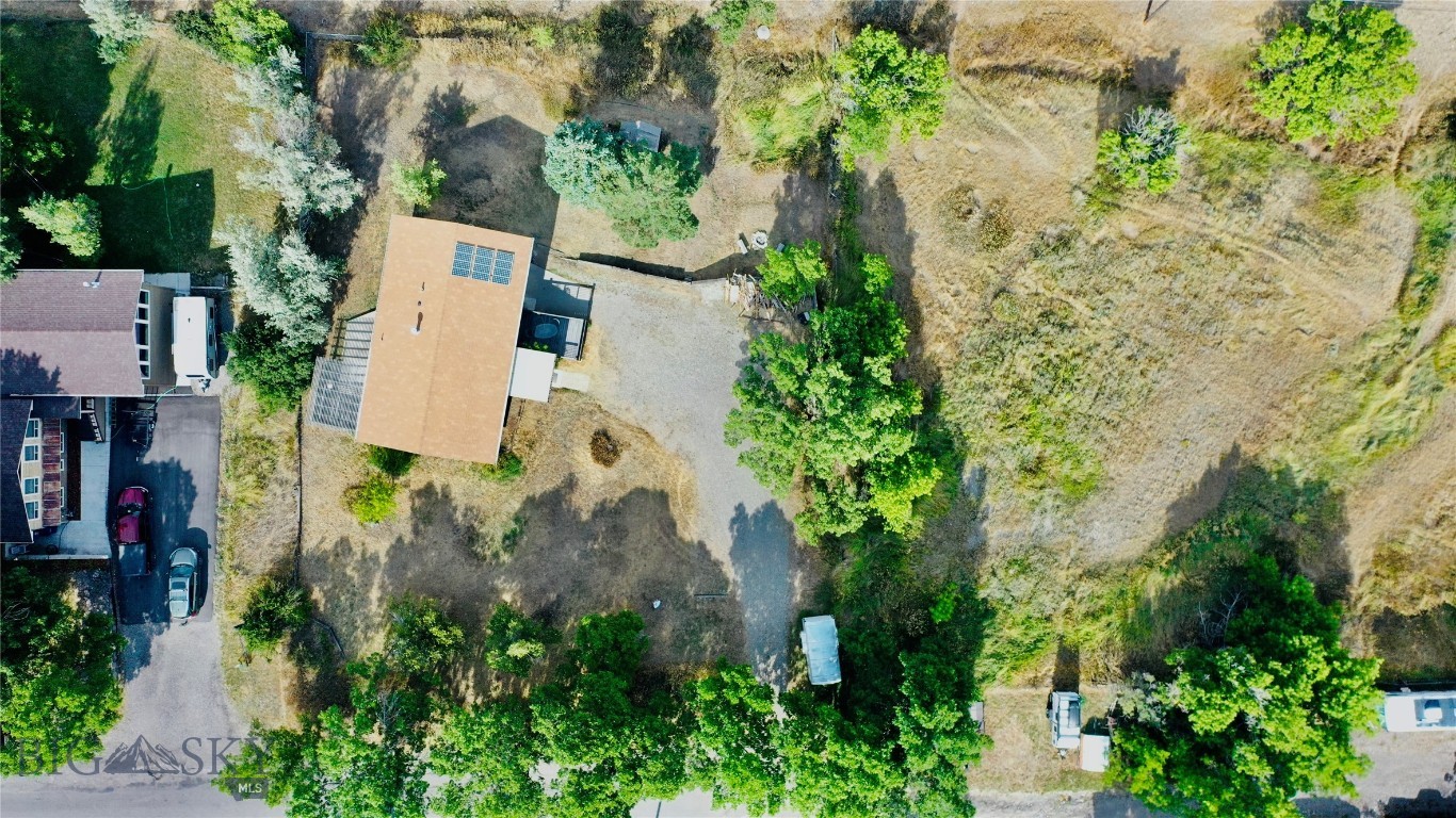205 E Montana Street