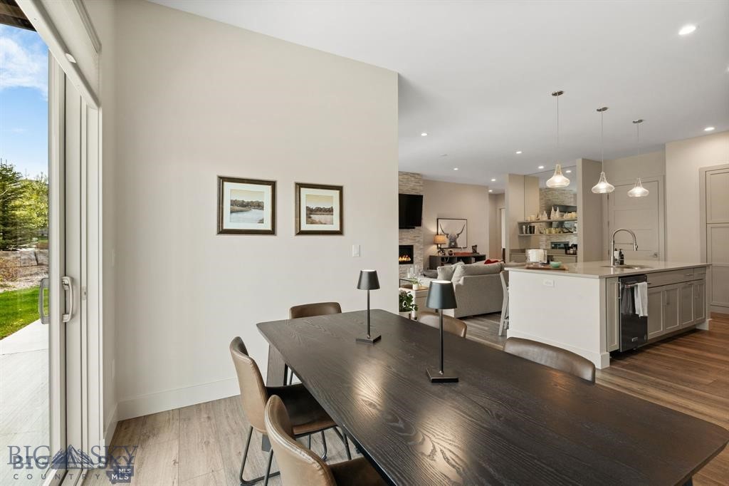 203 Wickwire Way