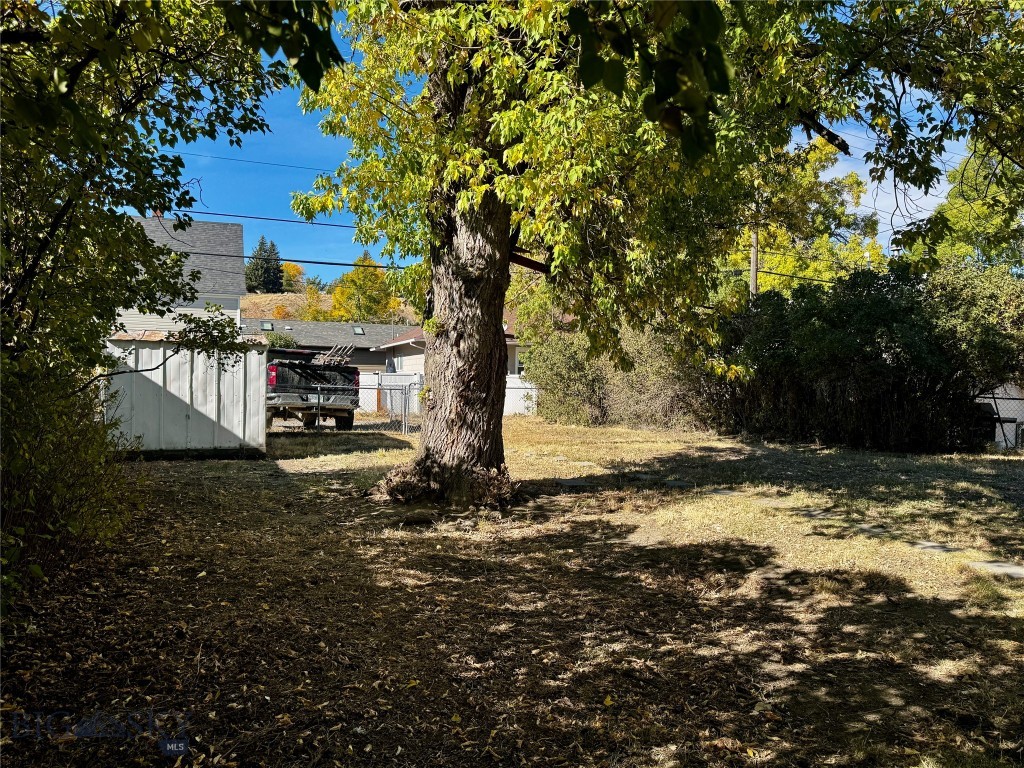 206 W Front Street