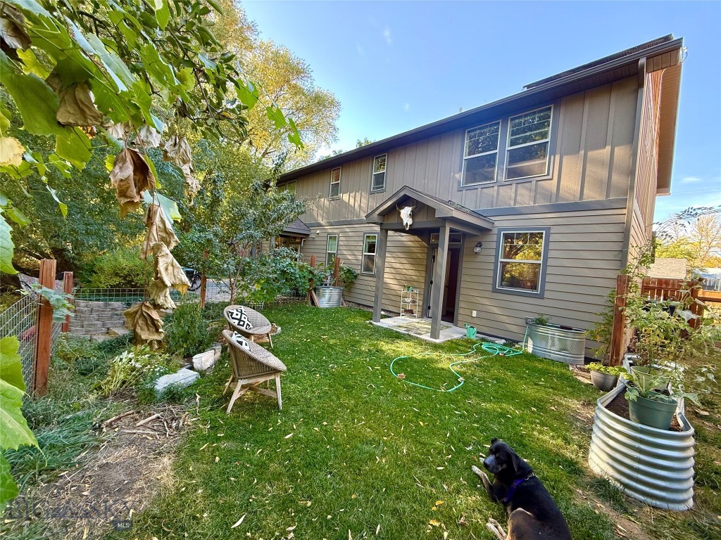 406 E Geyser Street