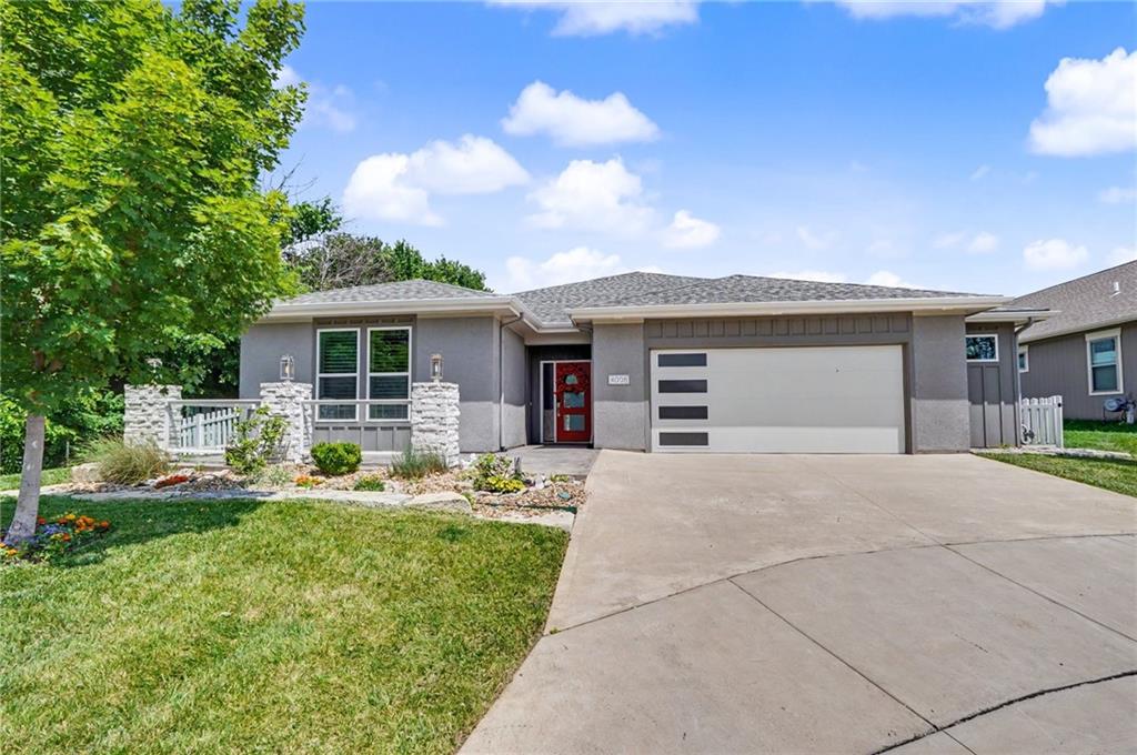 4008 Sweetclover Street S