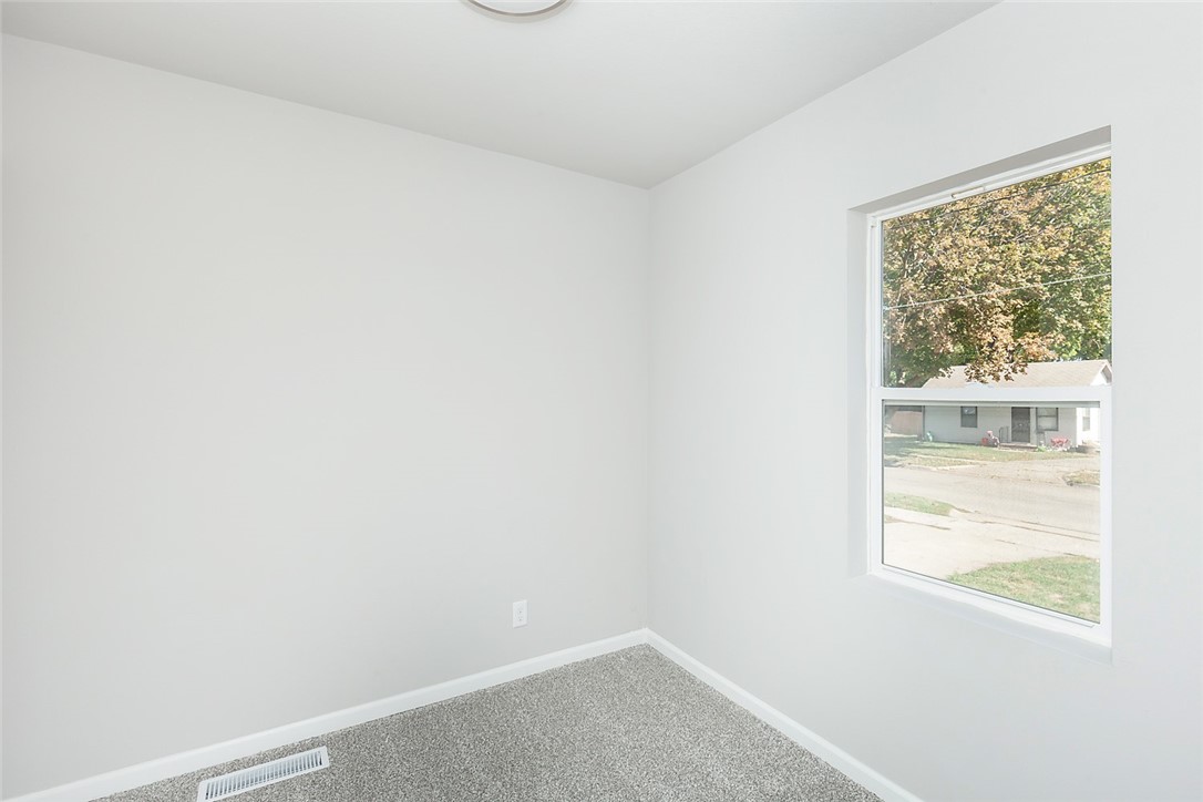 830 E 27th Street