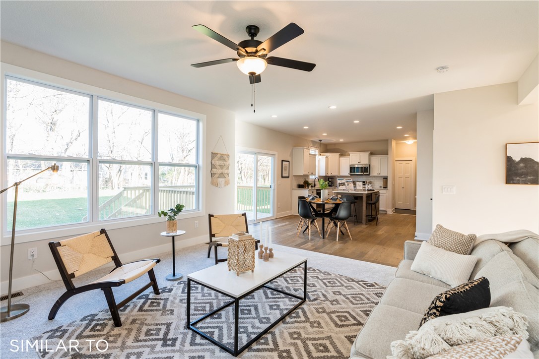 155 NW Hidden Knoll