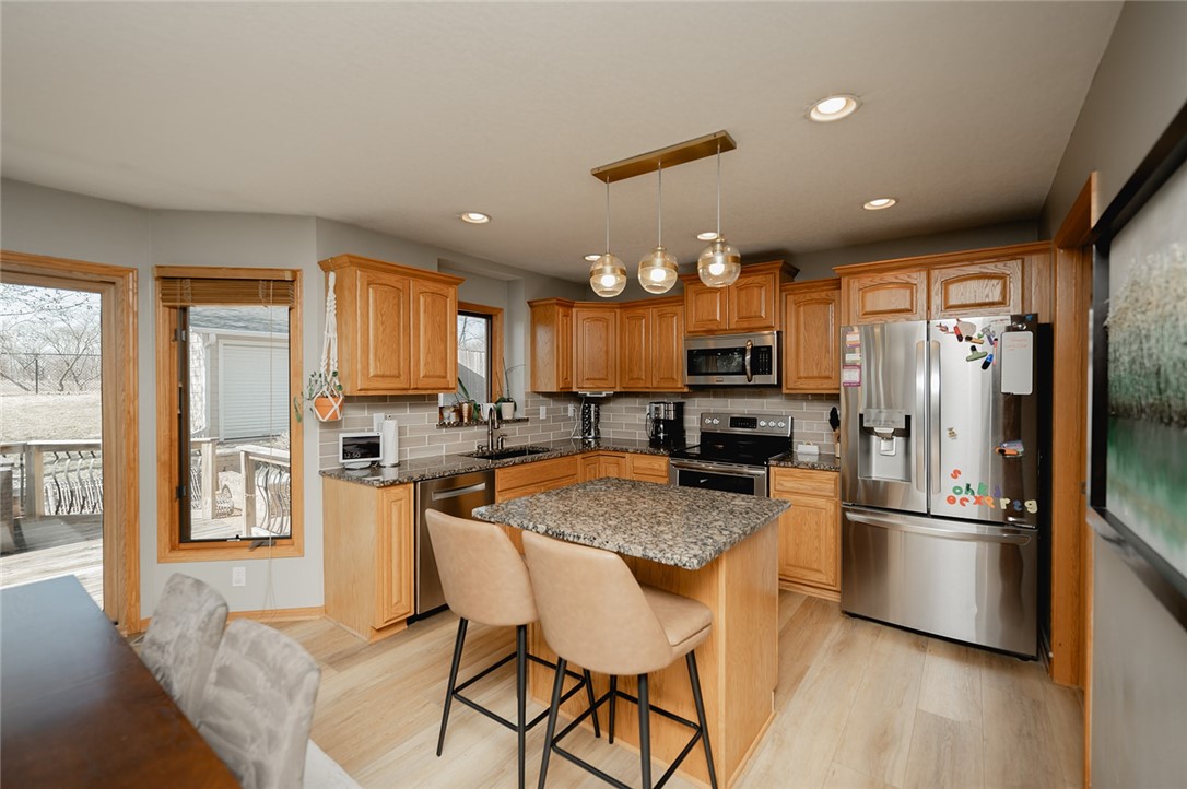 180 Sherrylynn Boulevard