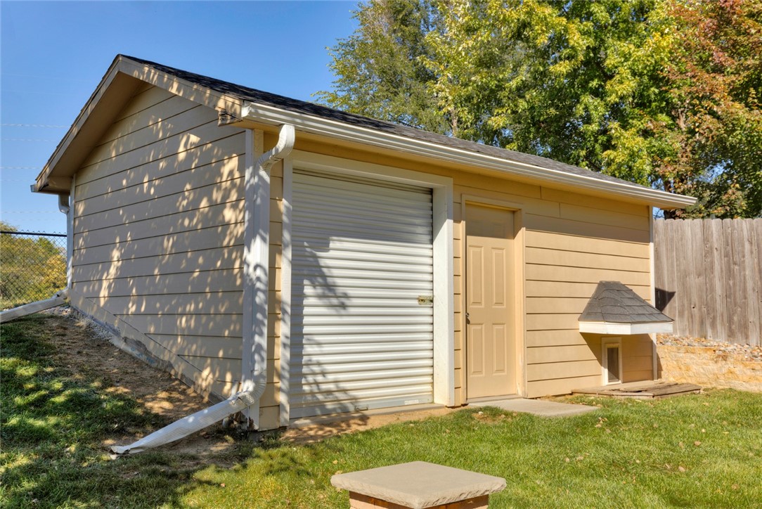 180 Sherrylynn Boulevard