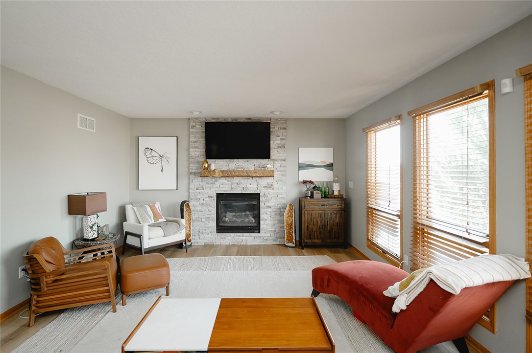 180 Sherrylynn Boulevard