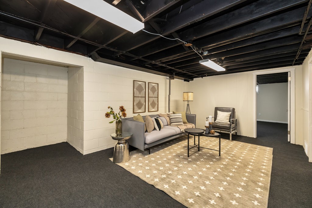 3715 42nd Street