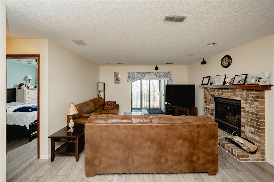 4829 86th Street 25