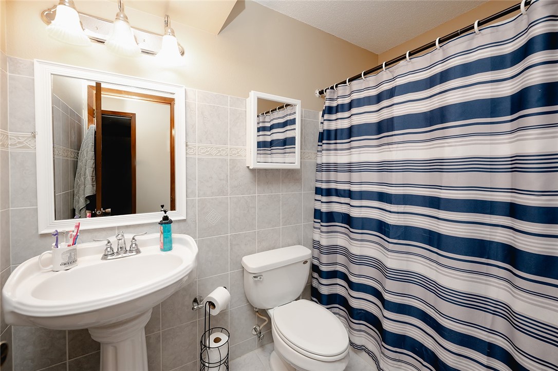 4829 86th Street 25