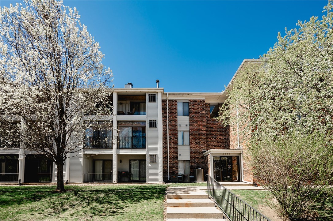 4829 86th Street 25