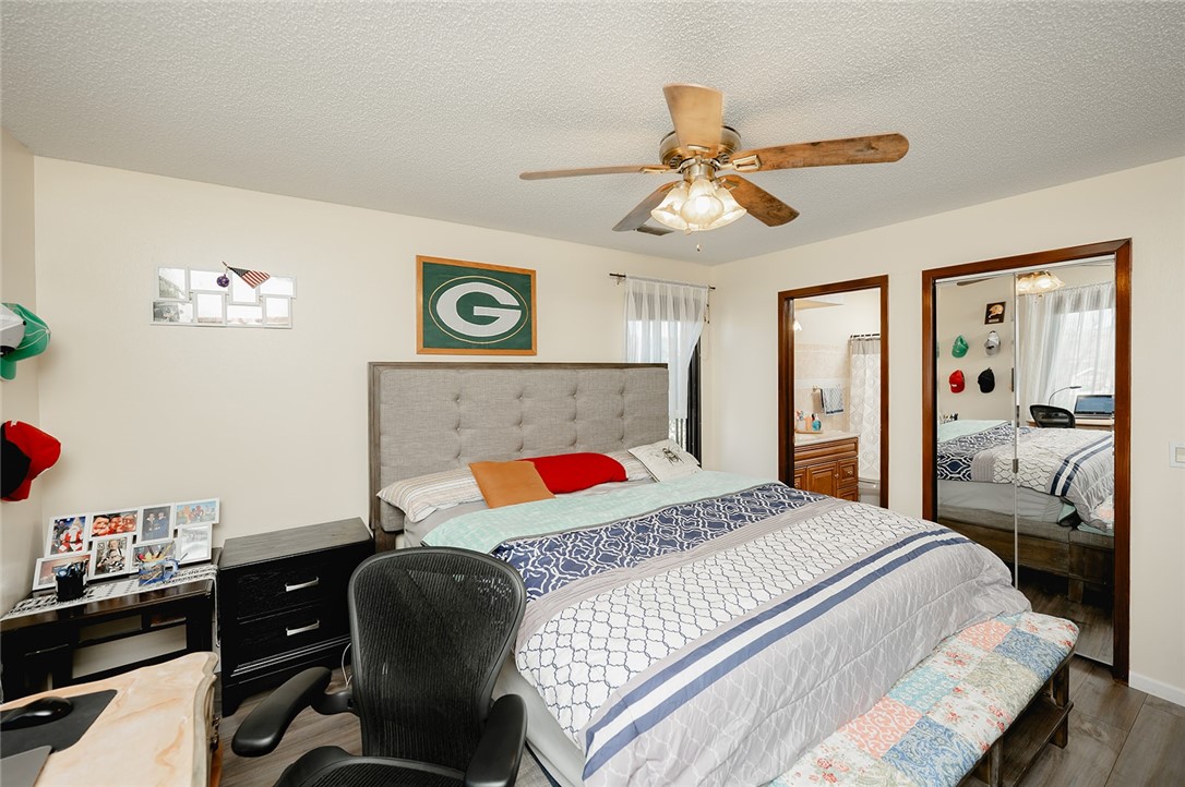 4829 86th Street 25
