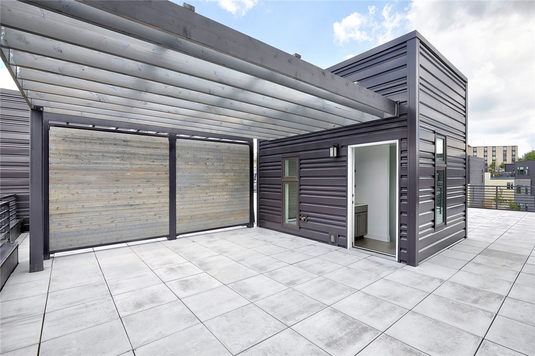 835 E 2nd Street
