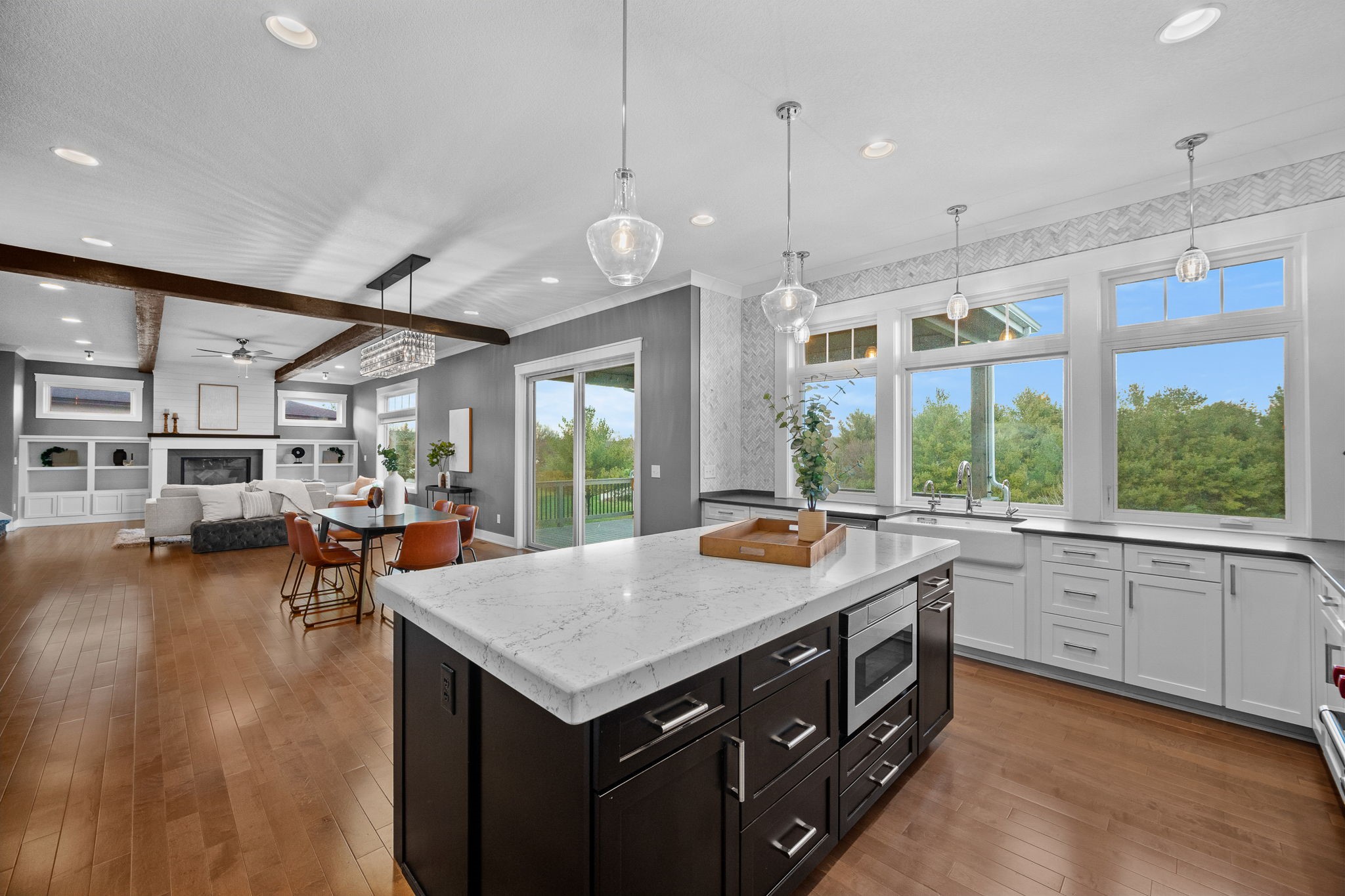 3835 Sandstone Point