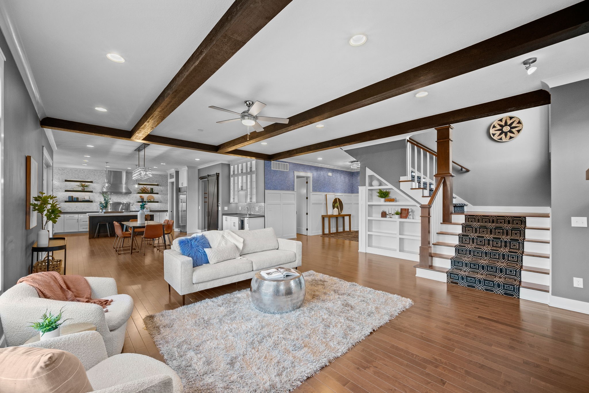 3835 Sandstone Point