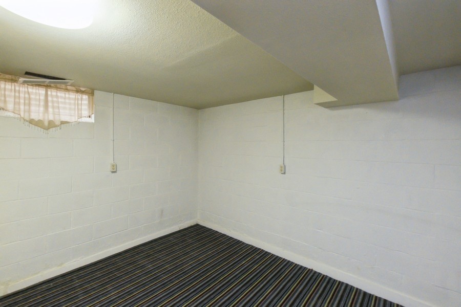 1801 Pearl Drive