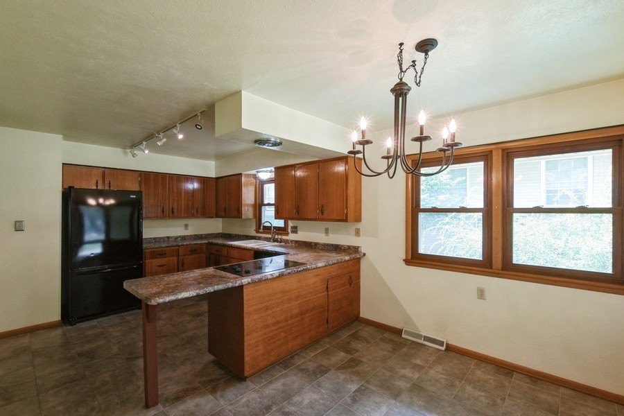 1801 Pearl Drive