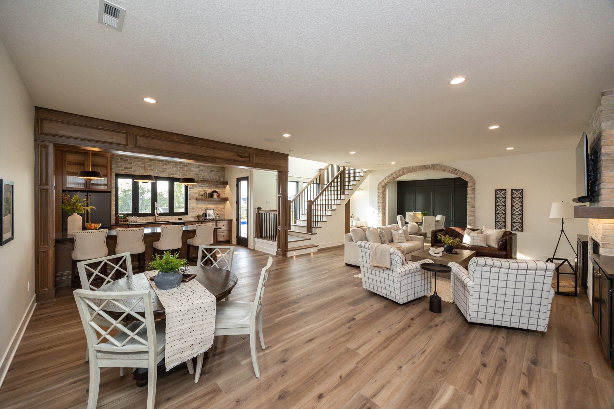 18264 Valleyview Circle