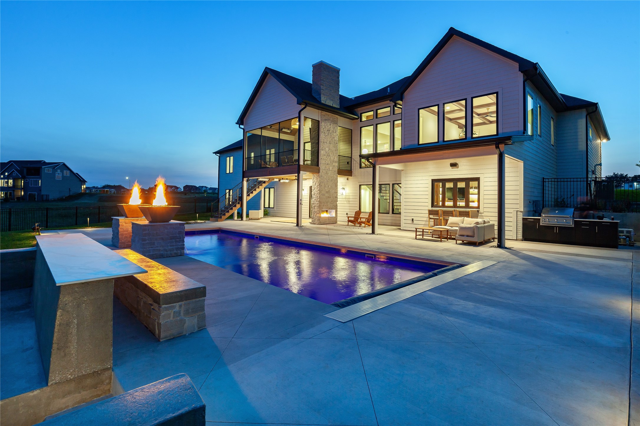 18264 Valleyview Circle